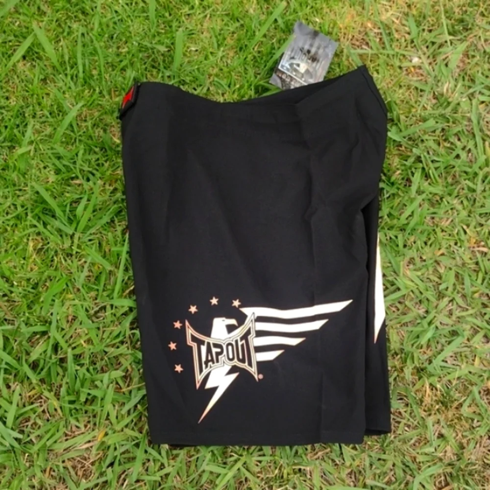 Tapout - Picture 3 of 3